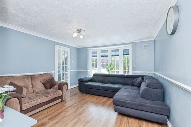 17, Little John Road, Leicestershire photo 4
