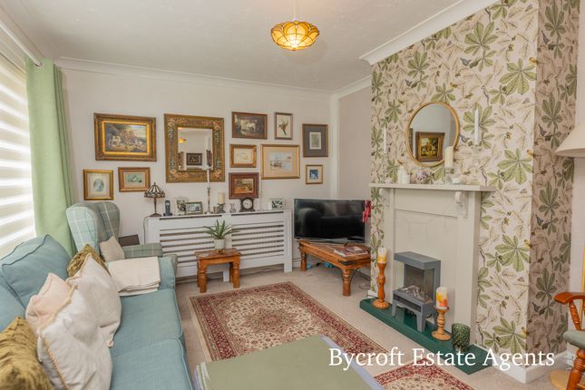 4, Thurne Rise, Great Yarmouth photo 3