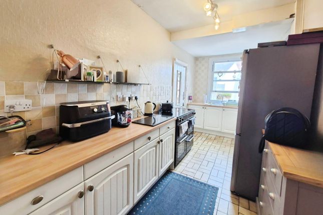 82, Goldcroft, Somerset photo 4