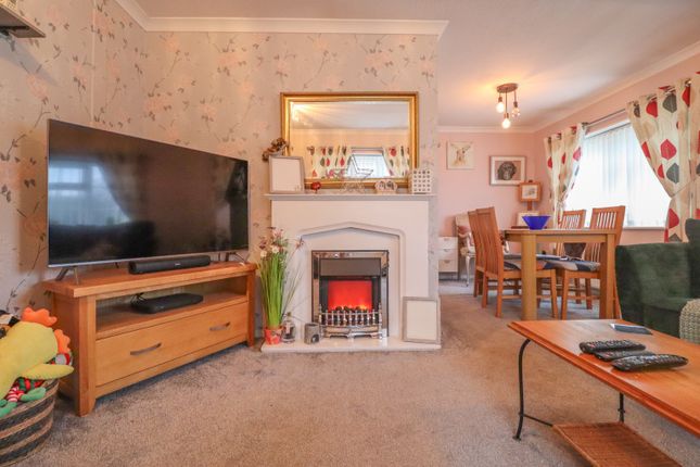 26 Hardwick Bridge Residential Park, Hardwick Road, Norfolk photo 2