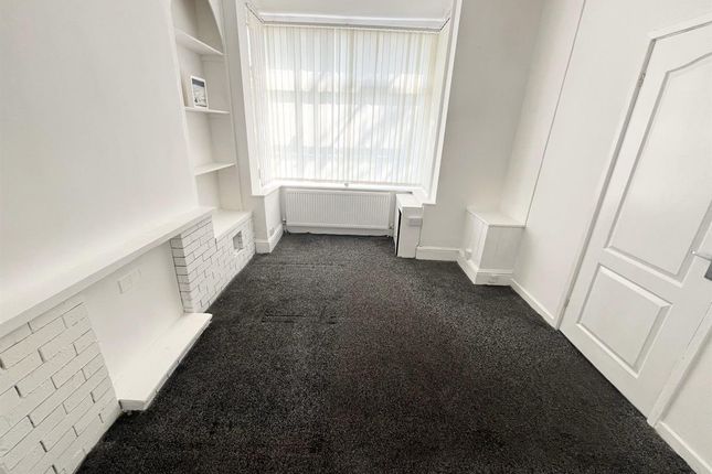 2-bed terraced on Salford, £1,200/mo