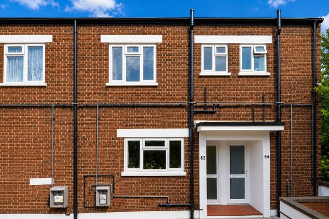 62a, Joel Street, Northwood photo 4
