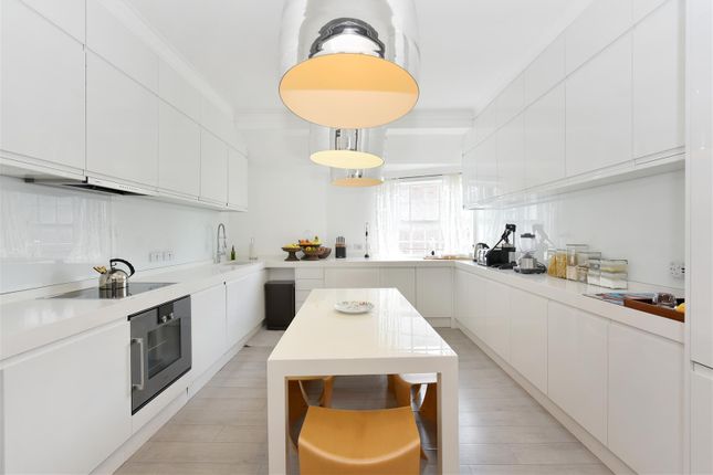Flat 104, Bryanston Court II, Marylebone photo 4