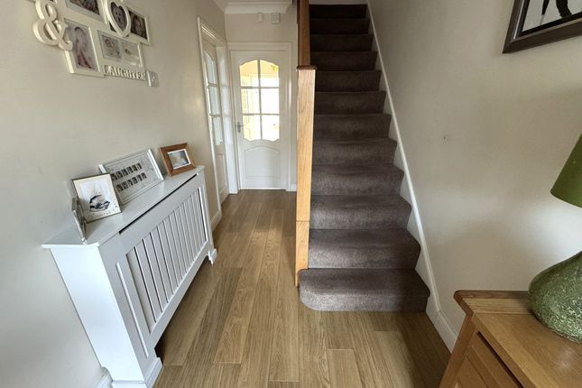 5 Mercer Grove, Wolverhampton photo 3