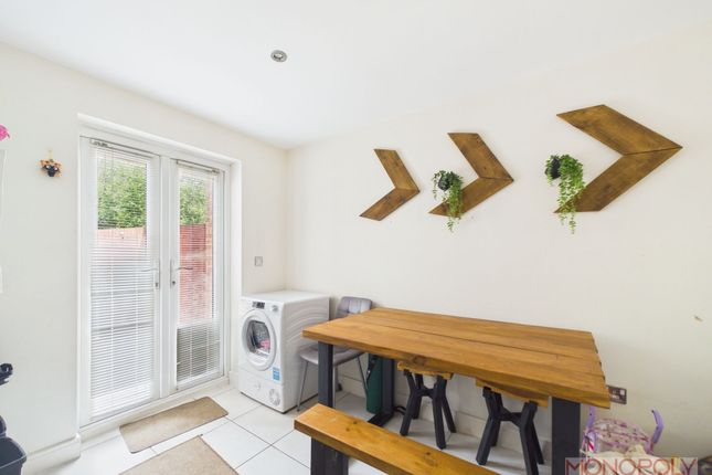 68 Pendinas, Wrexham photo 3