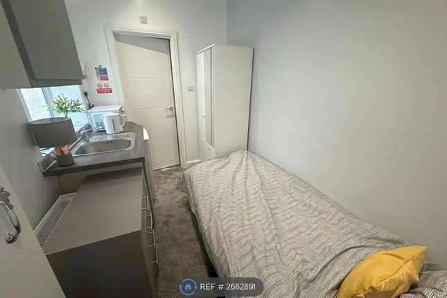 Bedroom With Ensuite And Kitchenette