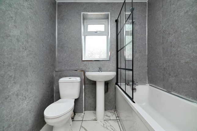 3, Nunnington Close, East Yorkshire photo 4