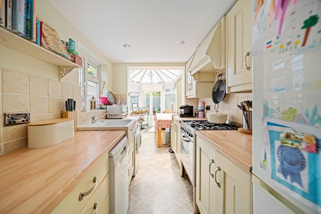 23 Leyton Cross Road, Dartford, Kent photo 4