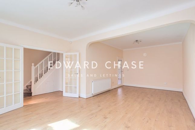 Thumbnail Terraced house to rent in St. Edmunds Road, Gants Hill