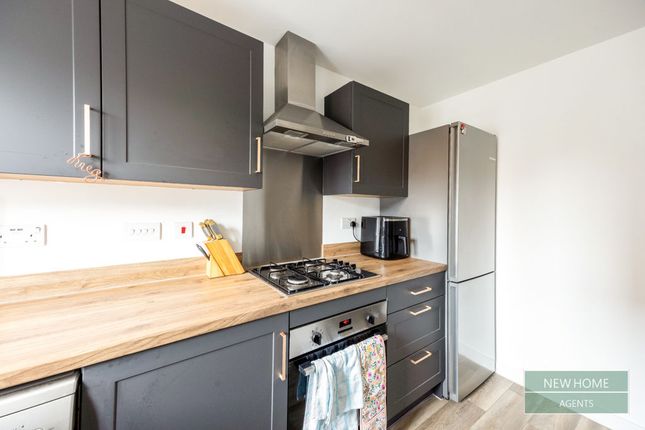 2, Avalon Close, Stratford-Upon-Avon photo 4