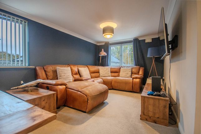 Flat Flat 6, Llyn House, Golden Mile View, Newport photo 4