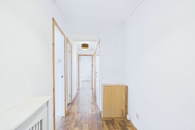 Flat 2/2, 28, John Knox Street, Clydebank photo 4
