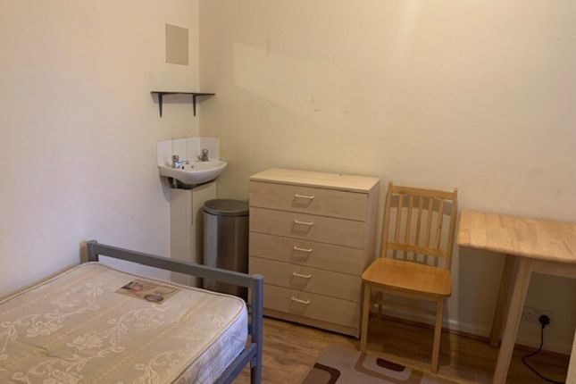 Thumbnail Room to rent in High Road, London
