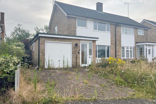 Thumbnail Semi-detached house for sale in 21 Swallow Dale, Basildon, Essex