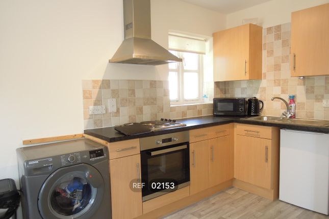 18, Church Road, Colchester, CO5 0SN photo 2
