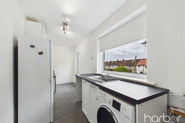 229 Woodhall Avenue, Coatbridge, North Lanarkshire photo 4