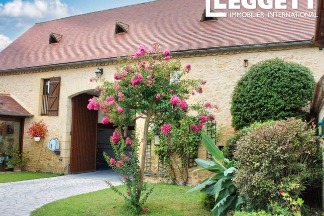 Villa for sale in Trémolat, Dordogne, Nouvelle-Aquitaine