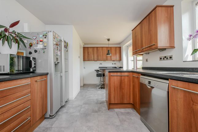 40, French Laurence Way, Chalgrove photo 2