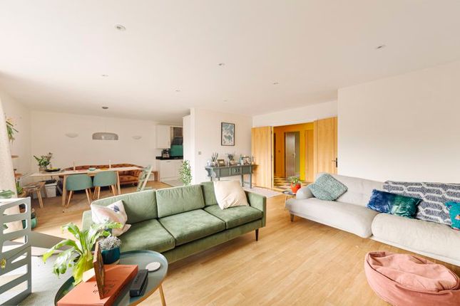Thumbnail Flat for sale in Liberty Gardens, Caledonian Road, Bristol