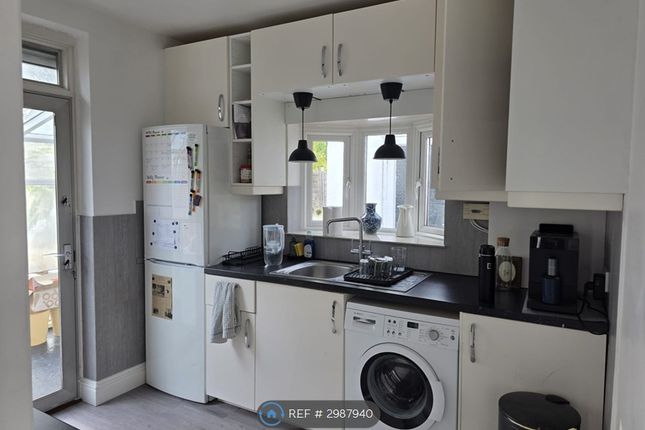 Pickhurst Lane, West Wickham photo 4
