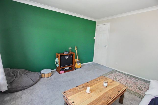 16, Clos Guto, Caerphilly photo 4