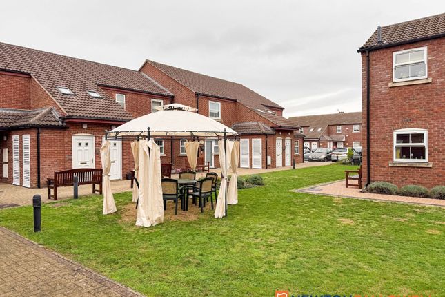 15 Warwick Court Warwick Road, Newark photo 4