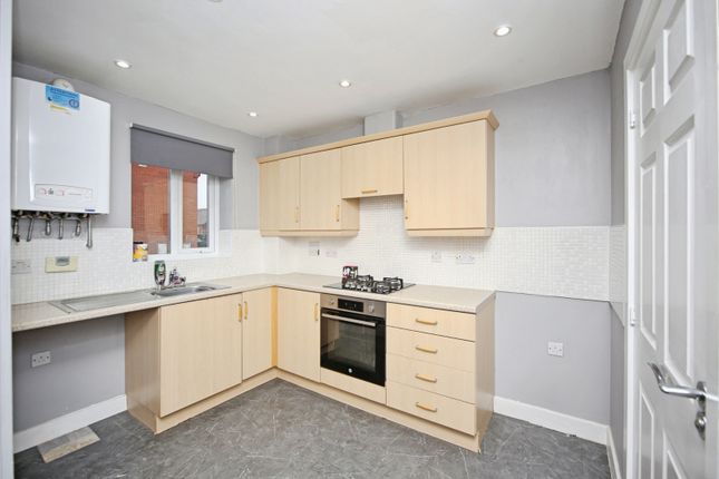 20, Wharrad Close, Alcester photo 3