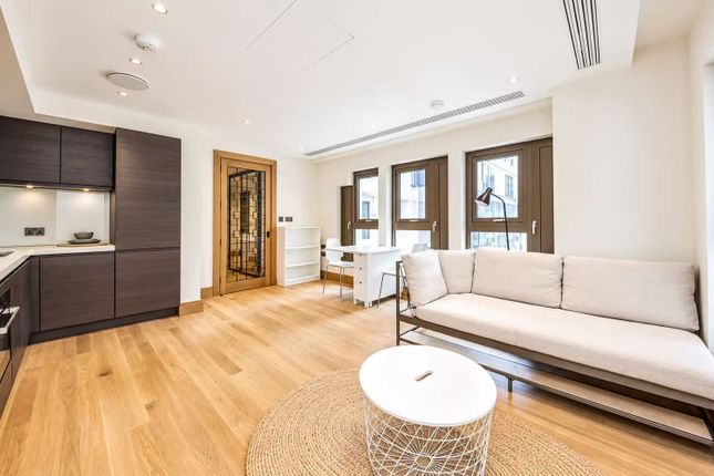 Apartment 4, Cleland House, London photo 2