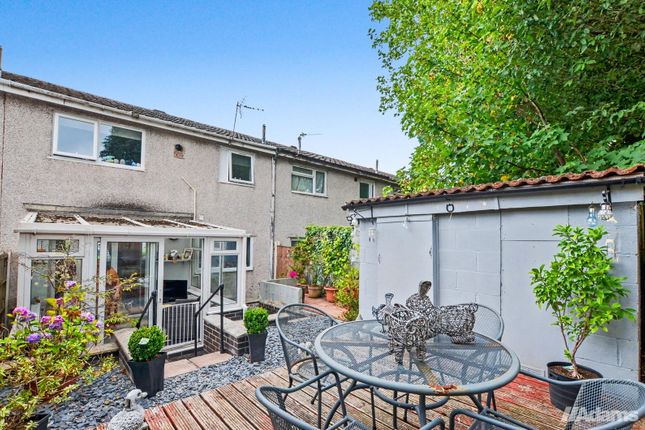 371, The Glen, Runcorn photo 4