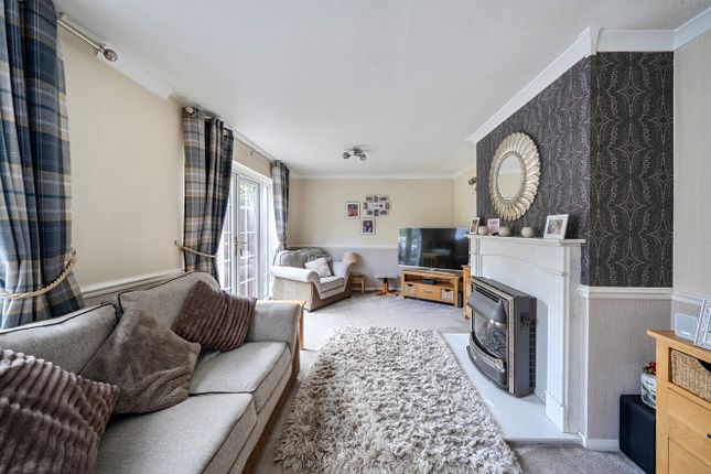 Roslyn Way, Dunstable photo 4