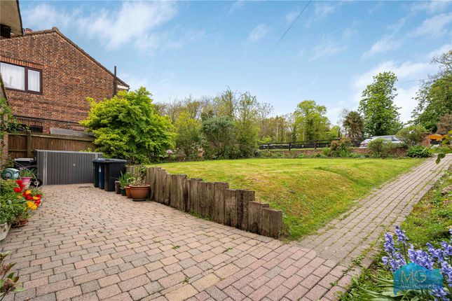 5 Frith Manor Farm Cottages,, Lullington Garth, London photo 3