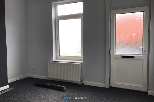 Terraced house to rent in Holly Street, Wakefield