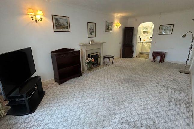 Penrhyn Avenue, Colwyn Bay photo 3
