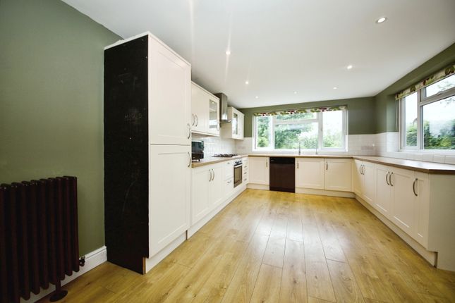 Thumbnail Detached house for sale in Woodland Way, Waltham Cross