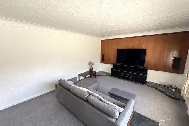 8, Troutbeck Grove Moss Bank St Helens, Moss Bank photo 4