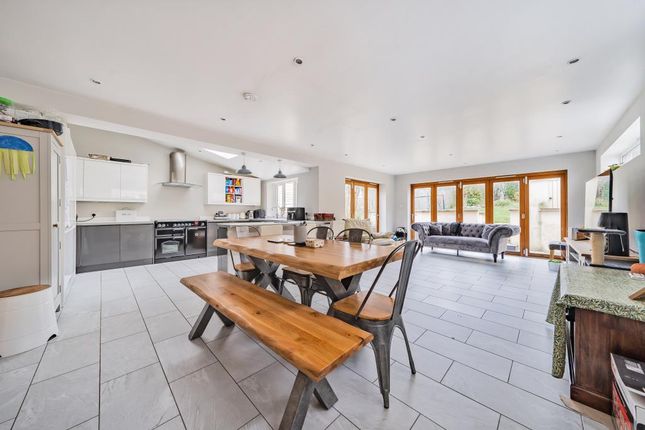 Thumbnail Semi-detached house for sale in Charlbury, Oxfordshire
