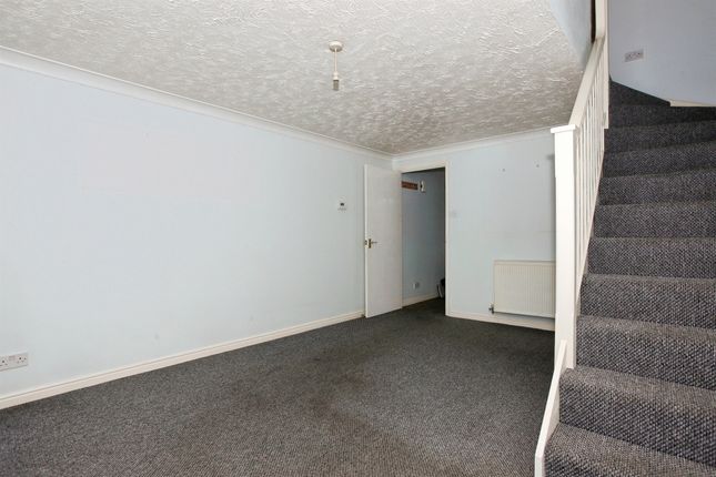 49, Turnstone Way, Peterborough photo 3
