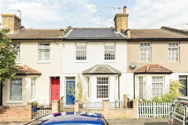 Terraced house for sale in Hedgley Street, London