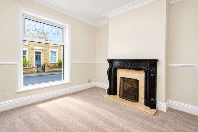 Lynwood Avenue, Darwen photo 3
