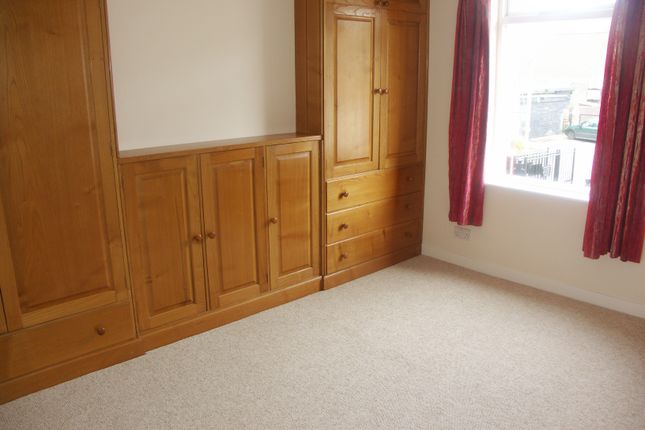 Terraced house to rent in Covent Garden, Cambridge