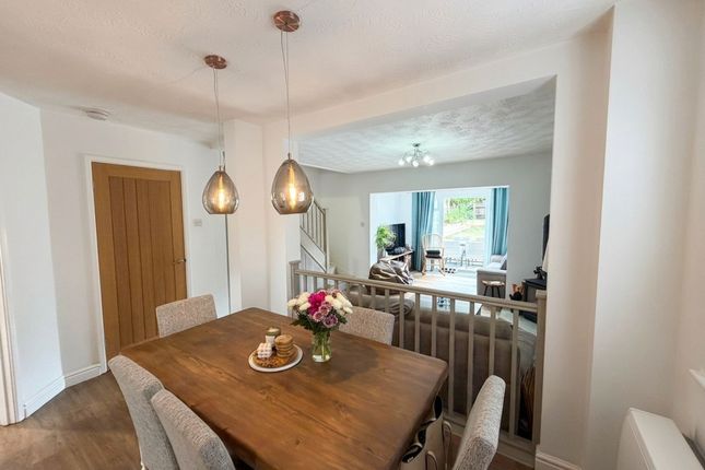 6 Craven Close, Grantham photo 2