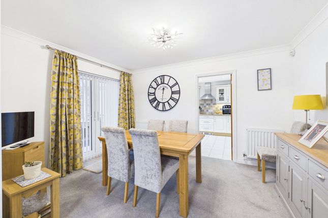 60, Swindon Lane, Gloucestershire photo 4