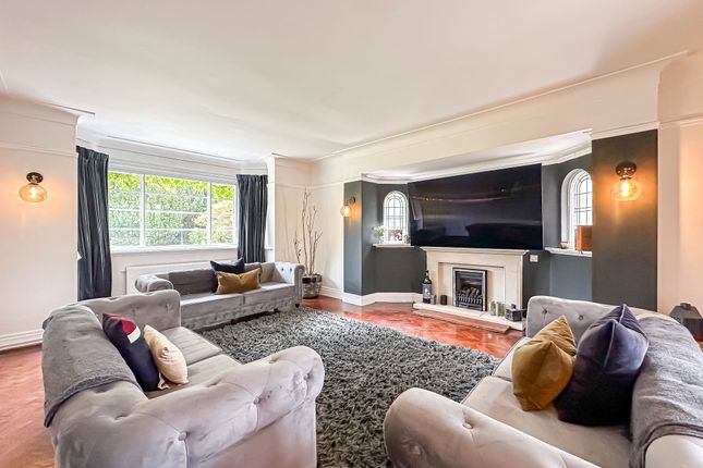 16 Rose Mount, Prenton photo 2