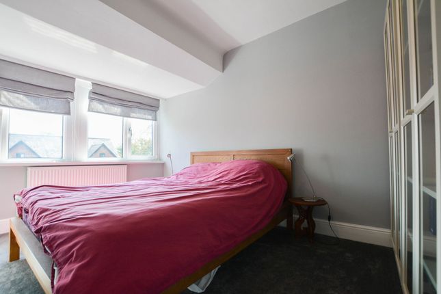 Town house to rent in Knighton Drive, Stoneygate, Leicester