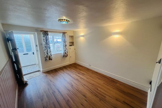 44, High Street, Cranbrook photo 4