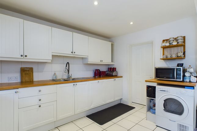 Terraced house for sale in Wilton Road, Reading, Reading
