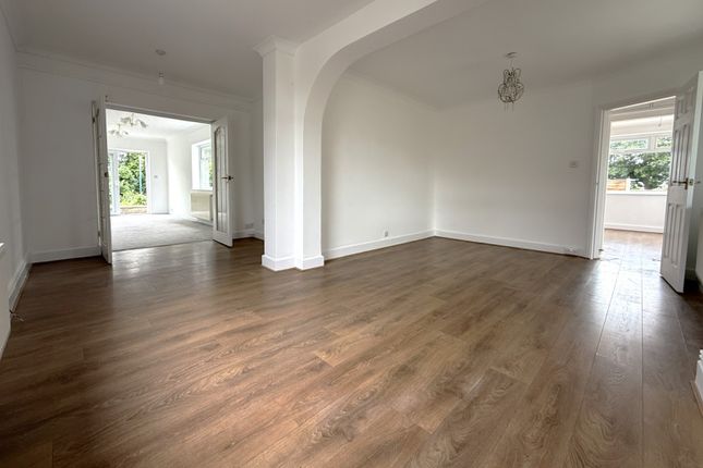10 Evans Drive, Lowestoft photo 2