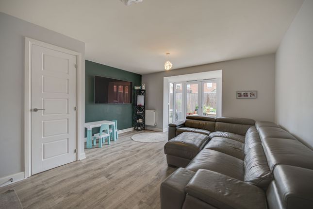 9, Grayling Road, Sandbach, CW11 photo 2