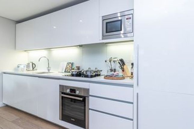 Apt 409, 4 Merchant Square East, London photo 3
