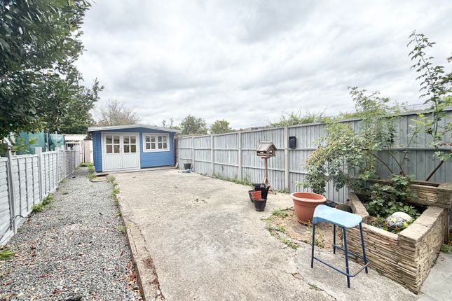 45, Meopham Road, Mitcham photo 5